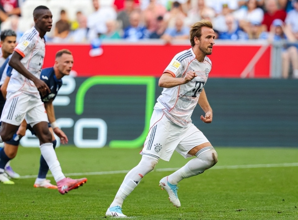 轮的比赛, 凯恩新赛季, 奥时隔